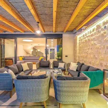 Serenity Villa